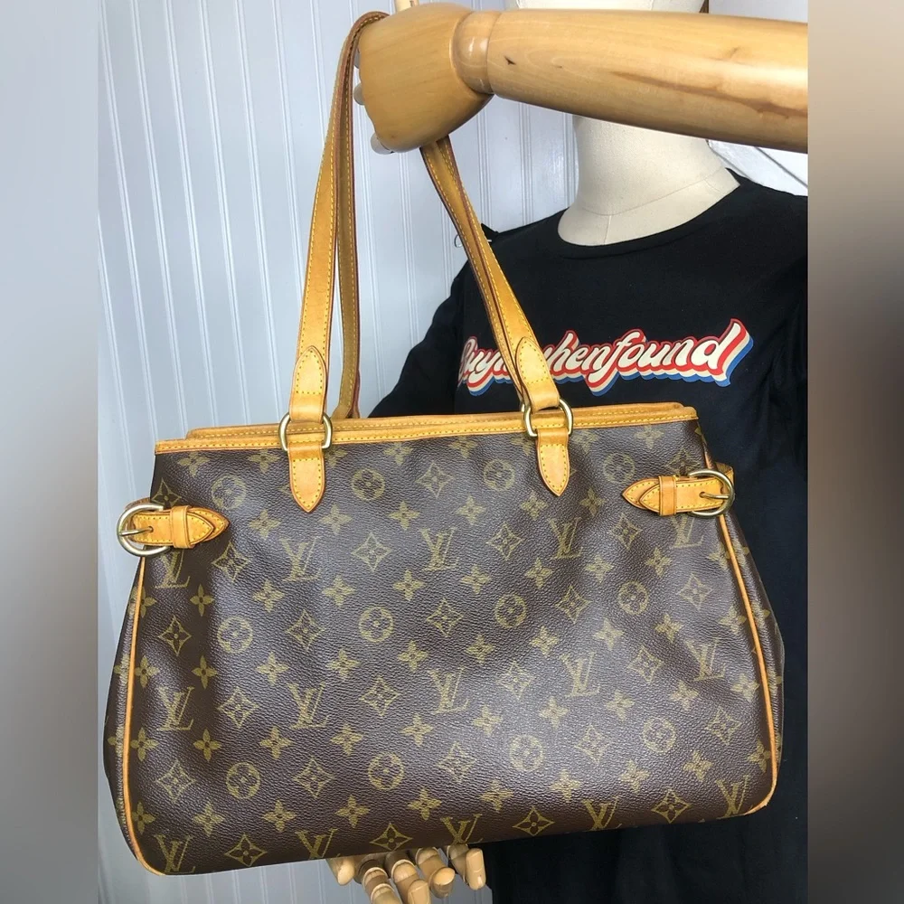 LOUIS VUITTON Batignolles LV Monogram E/W Tote BUYNOW COMES WITH: COA DUST BAG